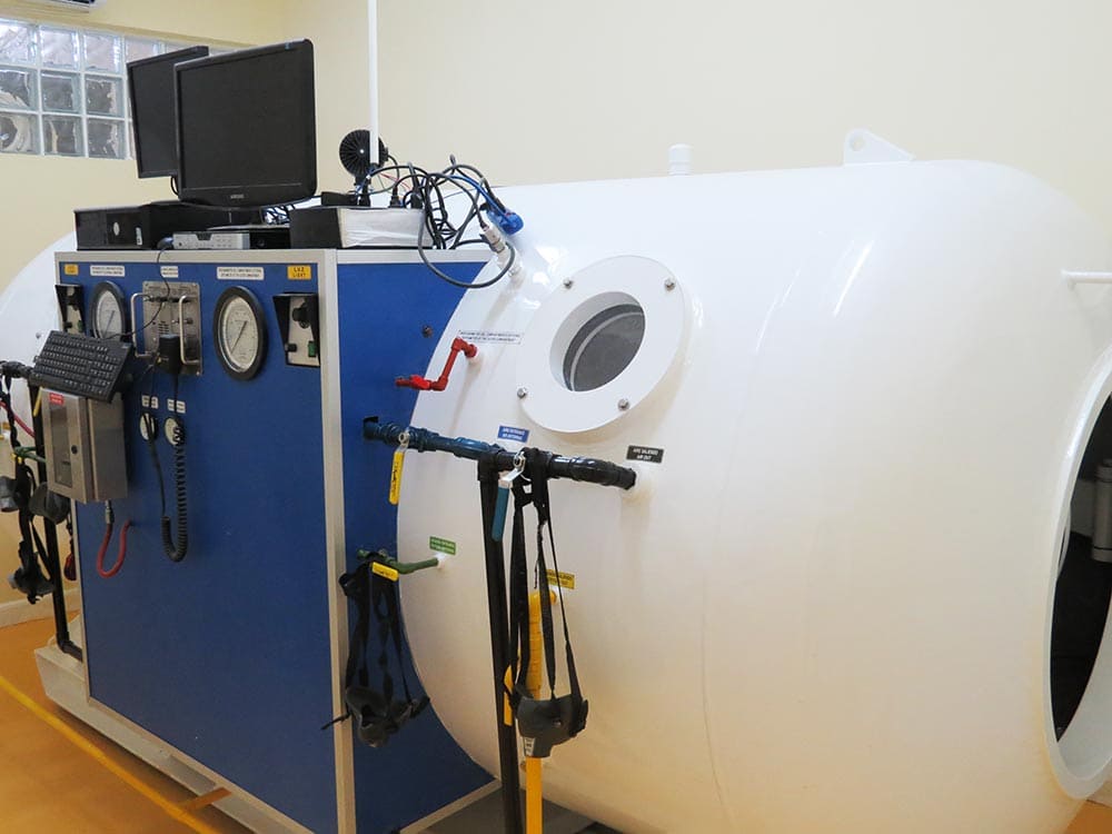 Hyperbaric chamber